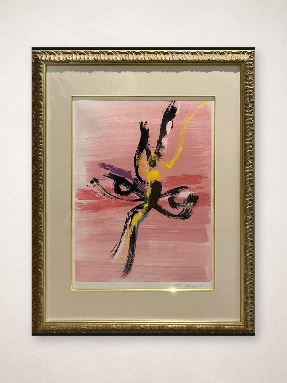 岡本太郎「視る」展示イメージ（壁のみ・額サイズ基準）