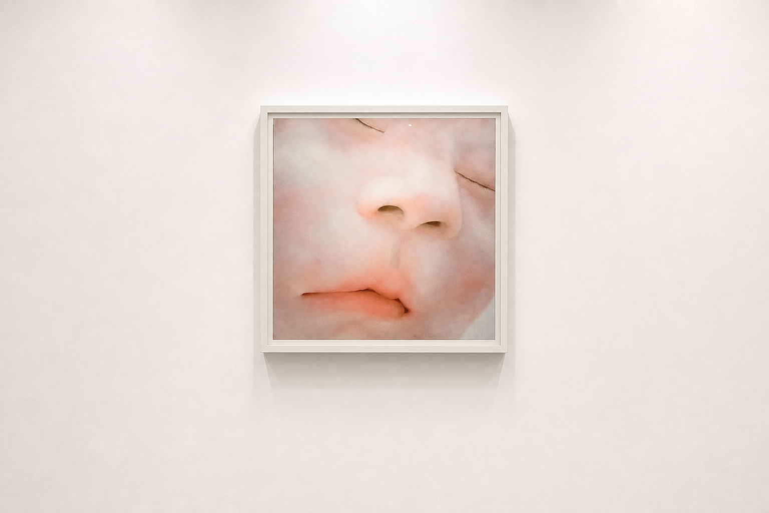 佐藤令奈「やわらかい　あたたかい」額装74×74cm ギャラリー壁面展示イメージ